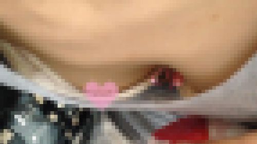 【HD】胸チラ動画551 Ｂ？乳輪？チラあり サンプル画像