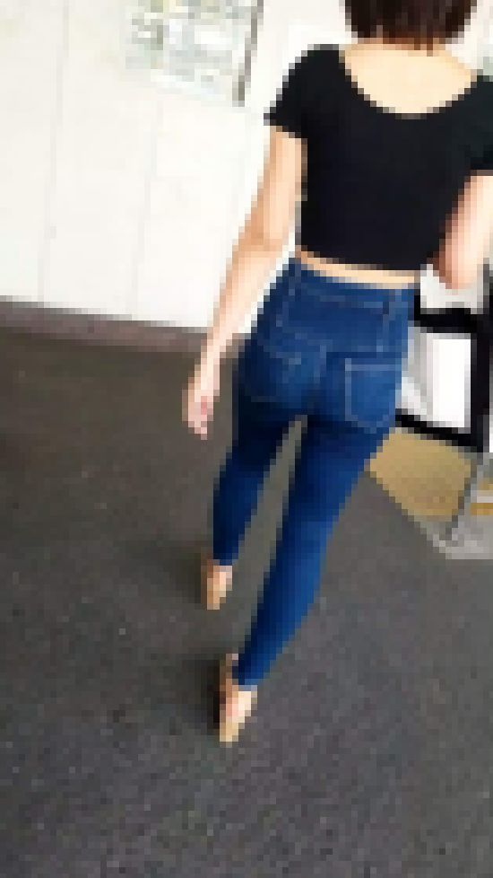 美脚おねぇさん サンプル画像