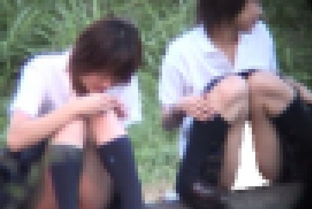 J○ 2人組 大股開き 超接写撮影 画像