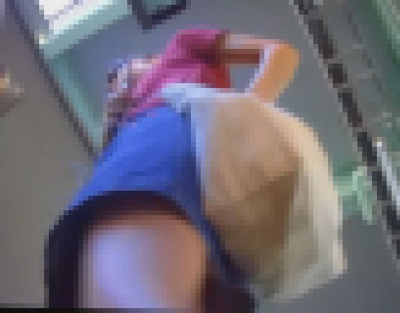 大学生逆さ　白サテンパンツ サンプル画像