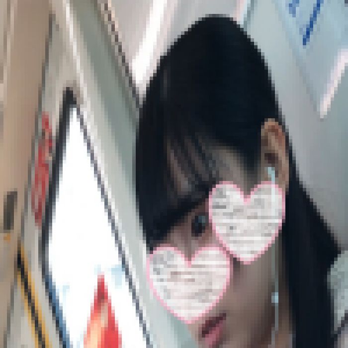 近づくと興奮する大学生のスベスベ肌 サンプル画像