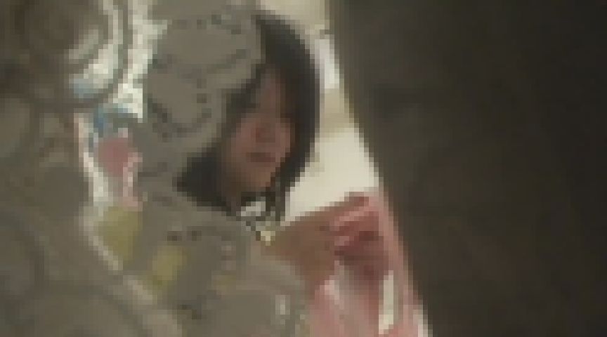【民家】【窓】【覗き】【オナニー】リアル盗撮流出映像。素人女子の自宅顔　07 サンプル画像