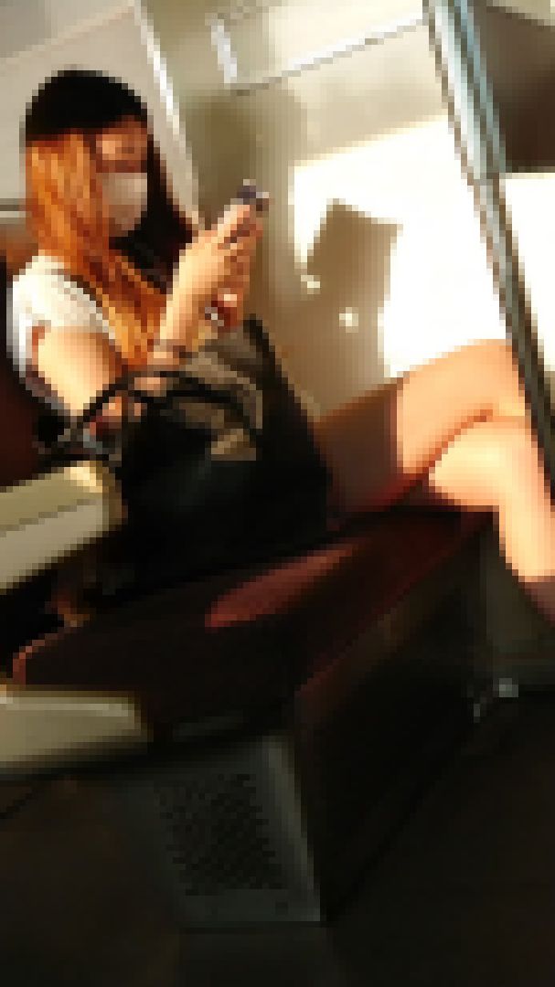 【電車】出勤途中のキャバ嬢②　特典付き サンプル画像