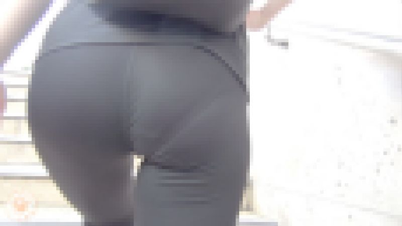 【FHD高画質】スポーティママ くっきりライン画像