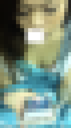 胸元がゆるいOL風お姉さんを上からロックオン サンプル画像