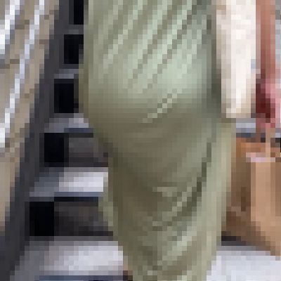 【美人熟女エロ尻③】ニットワンピースから浮き出る本日のパンティ！デカ尻、肉尻にギンギンのチ〇ポをぶち込む！【558】 画像