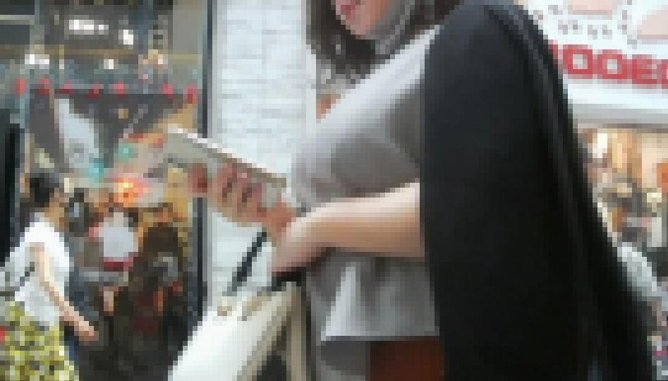 真っ赤なくちびるがそそるデカメロンお姉さま サンプル画像