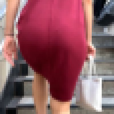 【どエロ着衣尻】真っ赤でセクシーな淫乱なお尻。ウェストが細くて腰を掴んでガッツリぶち込みたくなるエロ肉尻【613】 サンプル画像