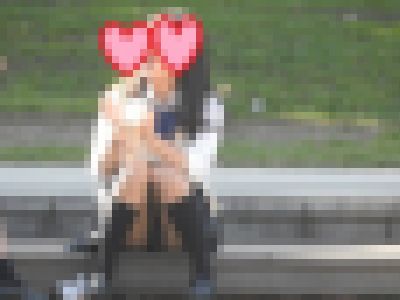 制服姿の可愛いコを発見！！（ＦＨＤ）大変です！！パンツが見えてますよ６ サンプル画像