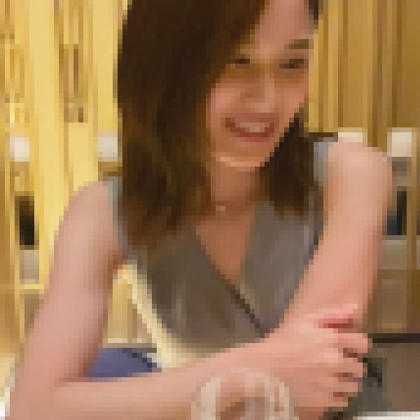 美意識の高い知り合いの人妻 おまんこが気持ちよすぎて中出し三味 画像