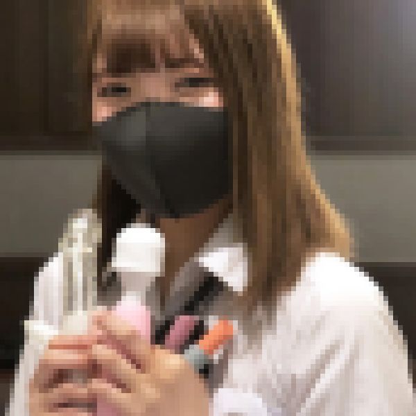 オモチャがイッパイ！中退していなければ現役の18才になったばかりの真梨花ちゃんとオモチャのチャチャチャでイキまくり！ サンプル画像