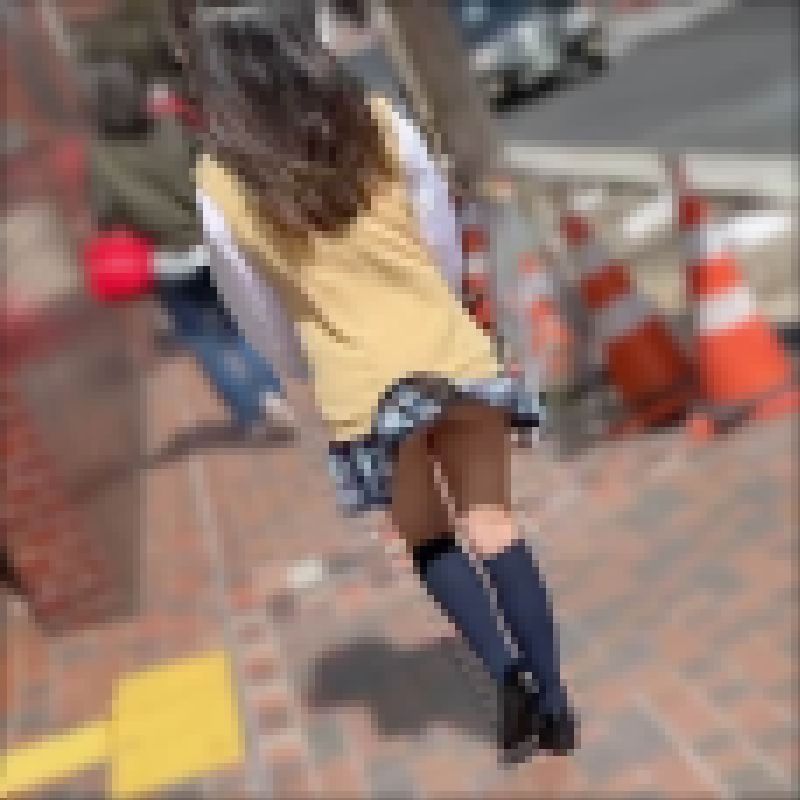 【神回】【盗撮】自然が起こした奇跡のパンチラ動画。この世に神はいた サンプル画像