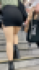 ＜街撮#10＞むっちむちのスト脚とお尻が堪らん サンプル画像