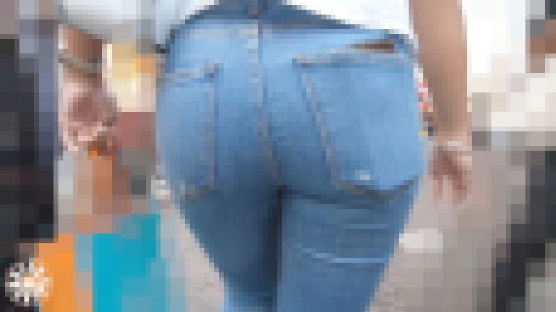 【4K高画質】 迫力満点！肉弾デニムギャル画像