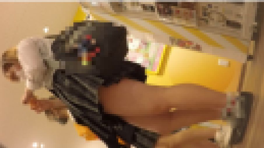 ★JKローアングル＃68 サンプル画像