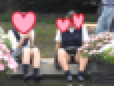 制服姿の可愛いコを発見！！（ＦＨＤ）大変です！！パンツが見えてますよ１ サンプル画像