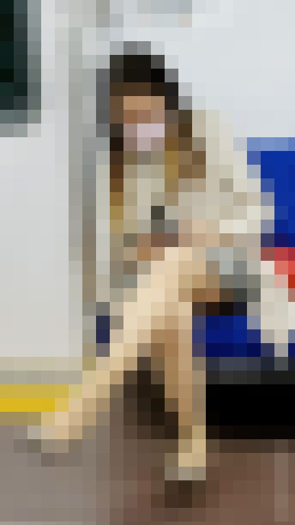 (電車対面）(顔出し)マスクをしていても…美人であることを隠し切れない…オラオラパンストあんよのOLお姉さんを観察してみました! サンプル画像