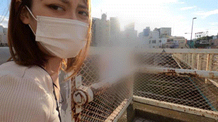 追いかけ痴漢盗撮第3弾撮影】細身メンヘラちゃんをお触り&盗撮 サンプル画像