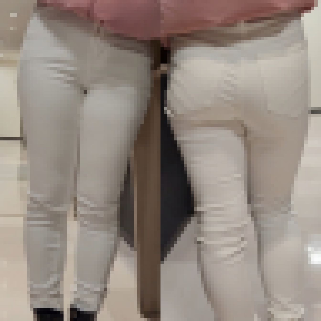 【白スキニージーンズ】デカ尻お姉さんの縁レースパンティー透け4 サンプル画像