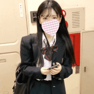 大人気ねんいち38の子のエレベーター盗撮2日分とねんいち37の子のトイレ着替え盗撮 サンプル画像