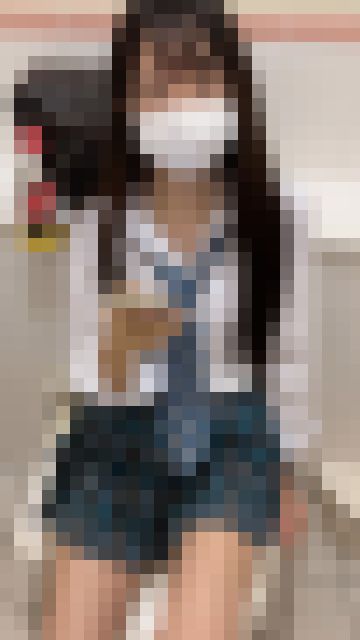 ミニスカ青チェのパンチラが見たいから個室トイレへ連れ込んだ サンプル画像