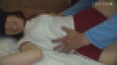 こちょこちょ族　壇蜜風ピアノ講師　28才　ミナコ　ブルマー編 サンプル画像