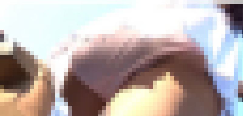 【再販】がっつりパンモロがそそるローアングルレイヤーさんの様子 サンプル画像