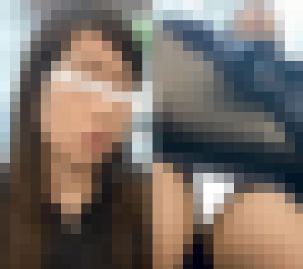 (電車対面）(顔出し）見るからに…〇っ〇ス大好き…みたいな…厚みのある唇が目立っちゃうエッチなお顔をした…お疲れなOLお姉さんを サンプル画像