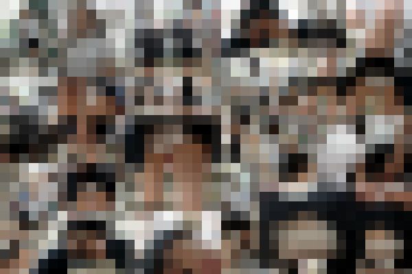 【再販】鬼畜スカートめくり49 めくられ透白P丸出し！透けブラも拝めた美少女晒し上げ9連続めくり　サンプル画像1