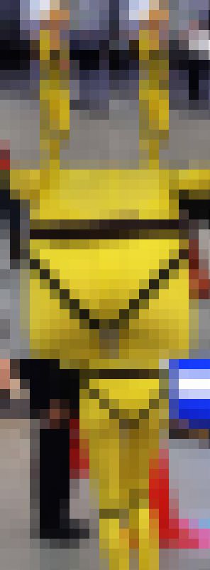 【フェチ動画】スケスケの超ハイレグTバック！某電器店頭での森雪コスフ?レヤマトカ?ールス?のギャル形美人お姉さん　サンプル画像3