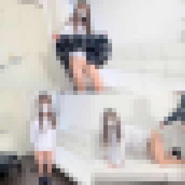 【再販】（再販）スタイル抜群の制服ギャルにフェラしてもらった後、まんこを眺めながらシコってお腹にぶっかけww　サンプル画像4