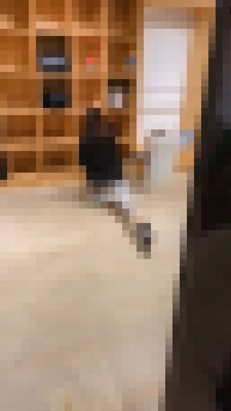 004 白レギンス尻　初心者向けジムでのリアルなストレッチとトレーニング風景　サンプル画像1