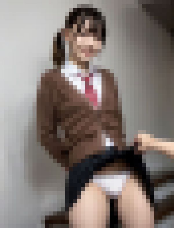 スカートをめくっても笑顔で許してくれる女の子たち　サンプル画像2