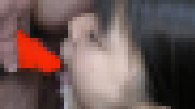 18歳の懸命フェラ！おじさんの大量ザーメンをお口に注ぎ込まれ茫然自失！　サンプル画像1