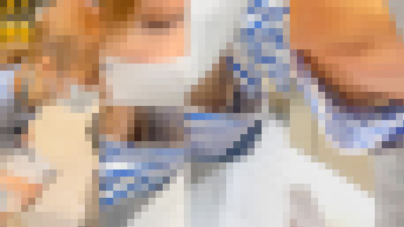 【店員個撮?】働く女性の胸チラ・パンチラ!!(アパレル店員さん/楽器屋店員さん)　サンプル画像2