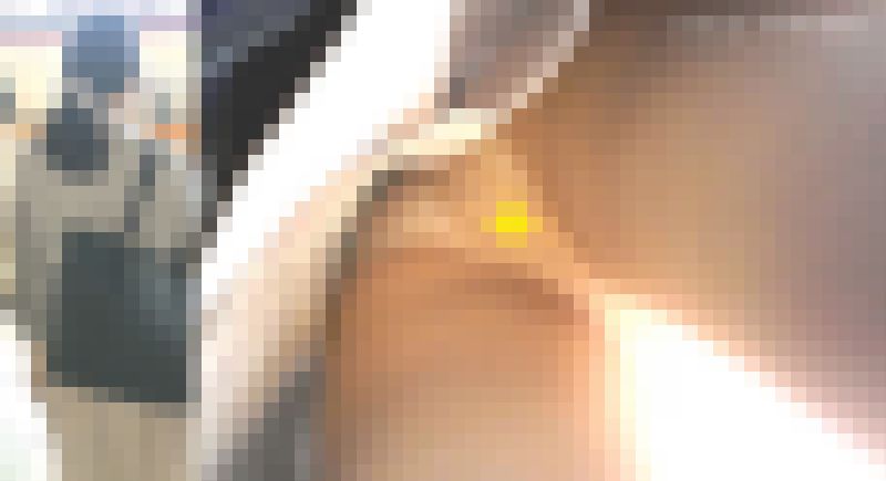 【再販】021白スーツの綺麗なOLお姉さん！　サンプル画像1