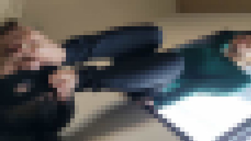 【再販】窓のそばで気付かれないように密かにみくちゃんに素足で顔面踏まれるM男VOL1座り込み顔面踏み編　サンプル画像2