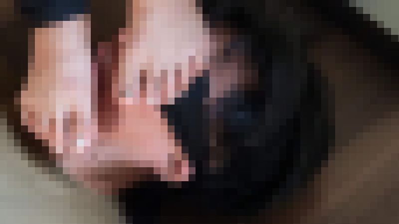 【再販】窓のそばで気付かれないように密かにみくちゃんに素足で顔面踏まれるM男VOL1座り込み顔面踏み編　サンプル画像5
