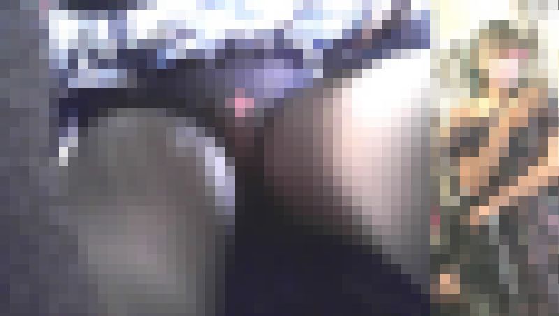 【再販】054女子大生2人、まいやん似の美人お姉さんと長身ギャル系お姉さん逆さ撮り! サンプル画像6