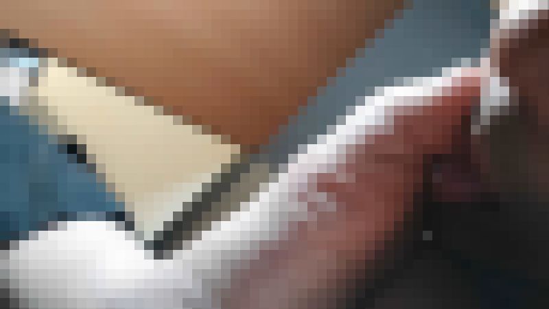【再販】翼ちゃんのネットカフェで生足舐め踏み　サンプル画像1