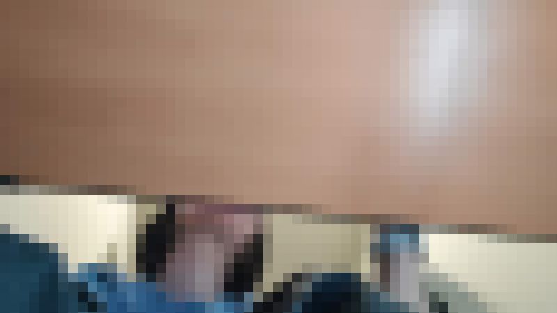 【再販】翼ちゃんのネットカフェで生足舐め踏み　サンプル画像4