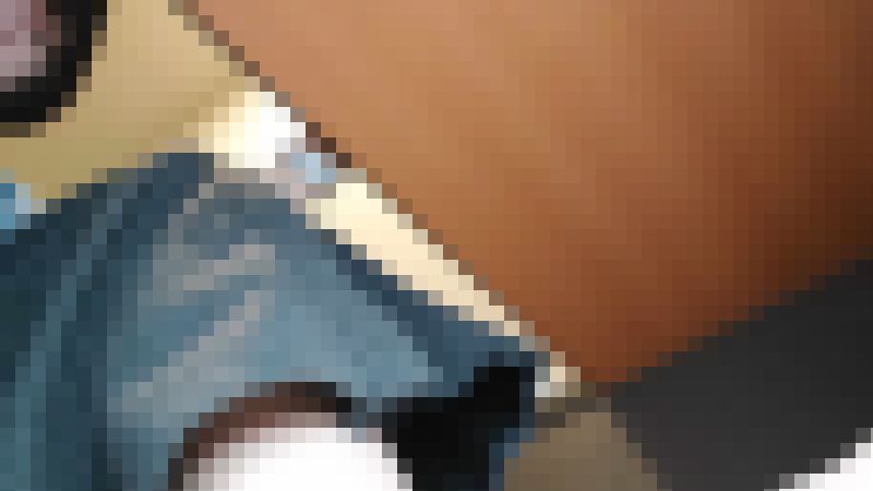 【再販】翼ちゃんのネットカフェで生足舐め踏み　サンプル画像5