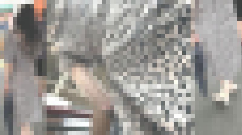 【再販】033スタイルの良いOLのお姉さん3人逆さ撮り！　サンプル画像1