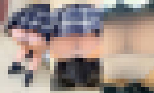 ハミ出し状態のお尻を執拗に粘着！！街中追い撮り編。　サンプル画像5