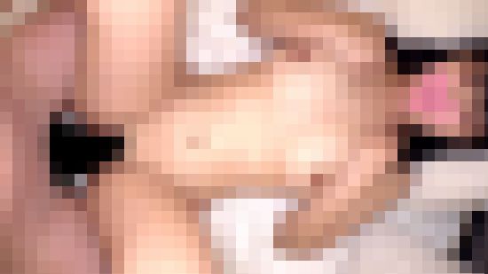 【再販】【ハメ撮り】オタク系女子のP活_エロムチボディにガン突きピストン中出し　サンプル画像5