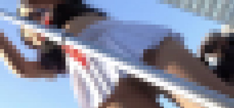 【再販】がっつりパンモロがそそるローアングルレイヤーさんの様子　サンプル画像3