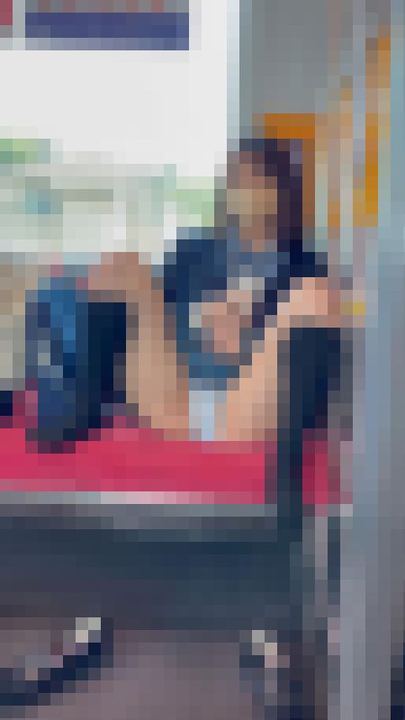 【再販】JK盗撮日記126久しぶりの登場！ 続々・青チェック激カワショートロリJKを電車対面とトイレ内で盗撮【※完全主観29分超撮影】　サンプル画像1