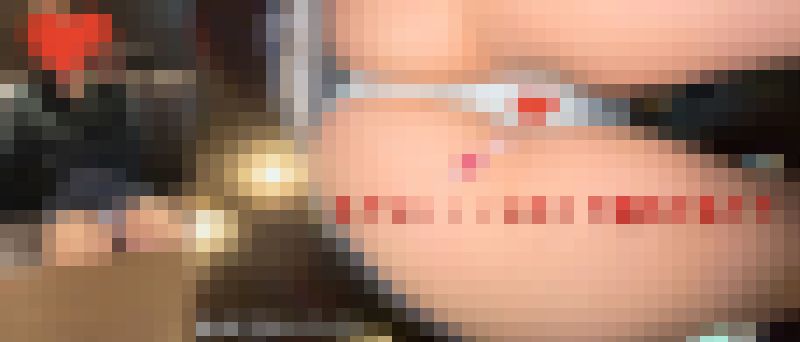 【4K】まきちゃんとカラオケへ行こう！これは濡れシミ！？あなたの目で確認してください！ サンプル画像