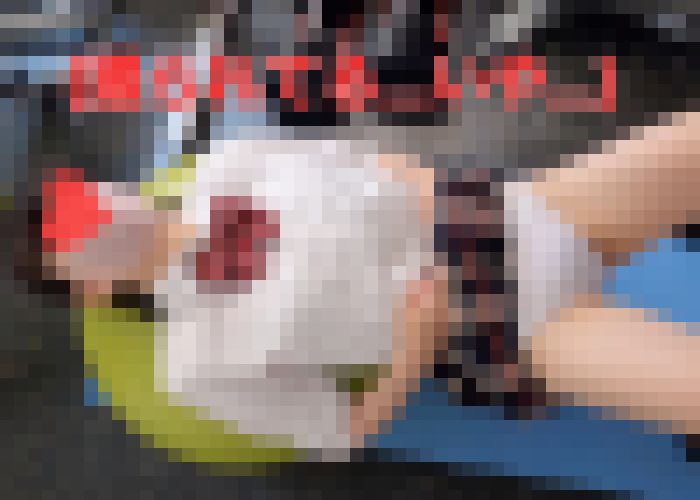 パンもろ状態で筋トレ指導　サンプル画像6
