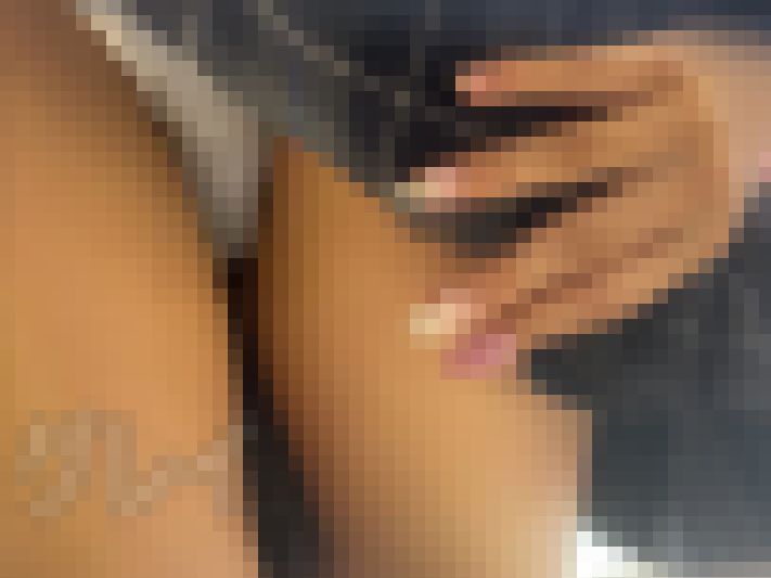 JKお宝#6 カラコンを選ぶ可愛いJKの水玉パンチラ サンプル画像2
